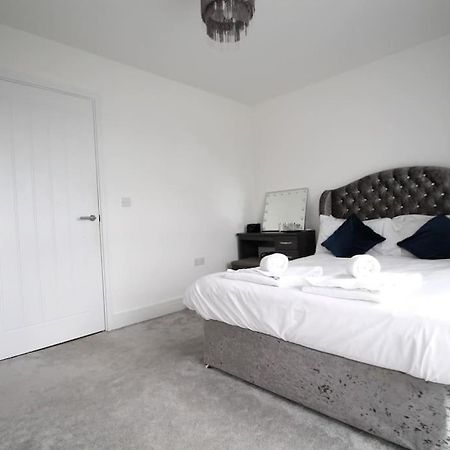 Beaulieu Park - Sleeps 10 - Chelmsford Villa Broomfield  Exterior foto
